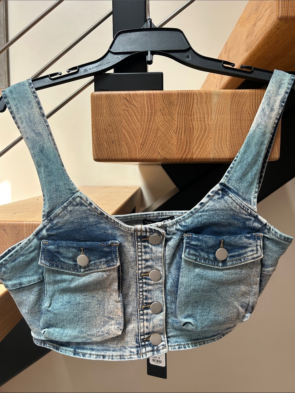 Fashion Nova Acid Wash Denim Crop Top in Blue